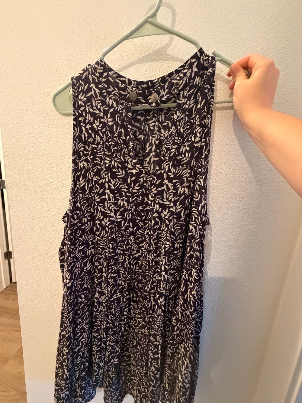 Sleeveless Black & White Floral -Print Women's Dress